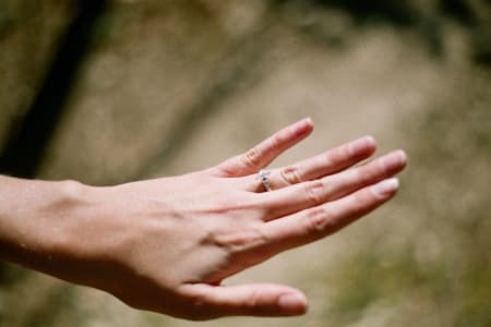 best place to buy engagement ring on a budget