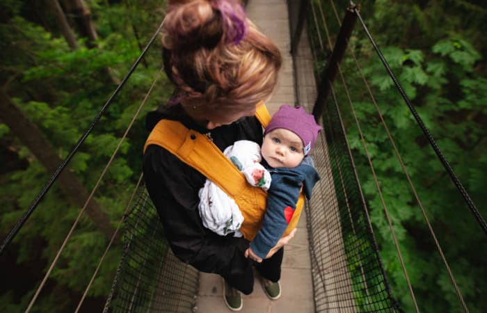 affordable ergonomic baby carrier
